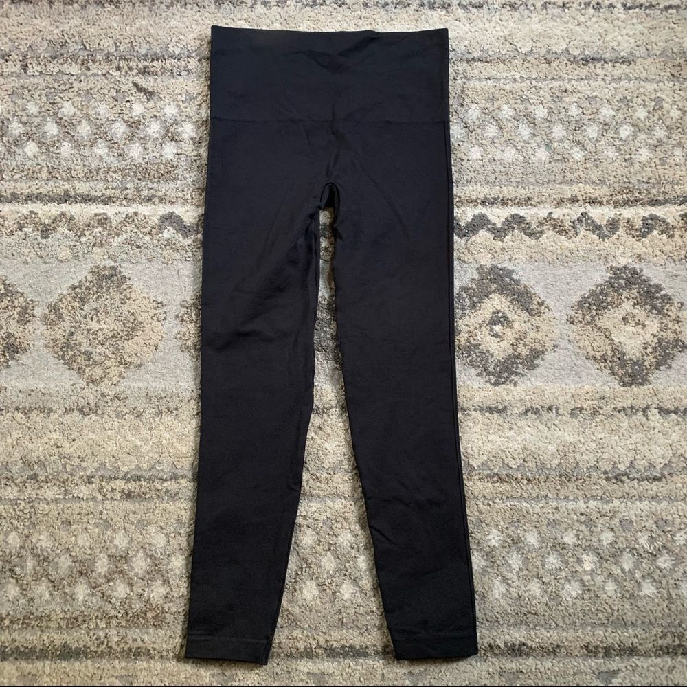 Spanx Black Look At Me Now Seamless Leggings Large
